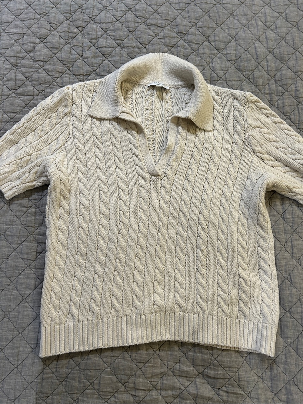 Ann Taylor weekend cable short sleeve sweater